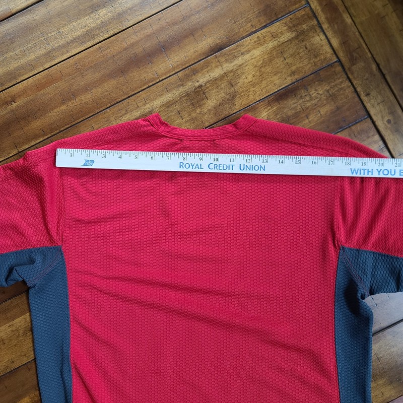 Nike Sphere Red & Grey Thermal Short Sleeve Shirt, Mens Size Large gallery