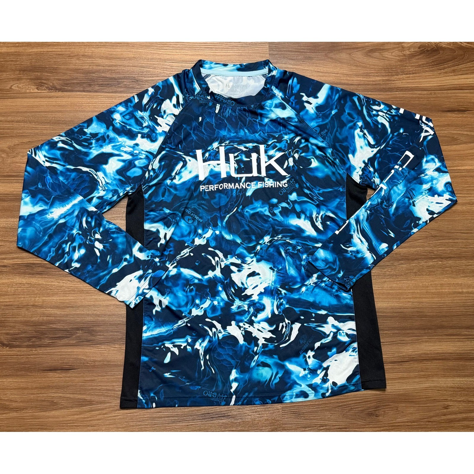 Huk Icon X Refraction Performance Fishing LS Shirt Blue Mossy Oak Camo Sz M gallery