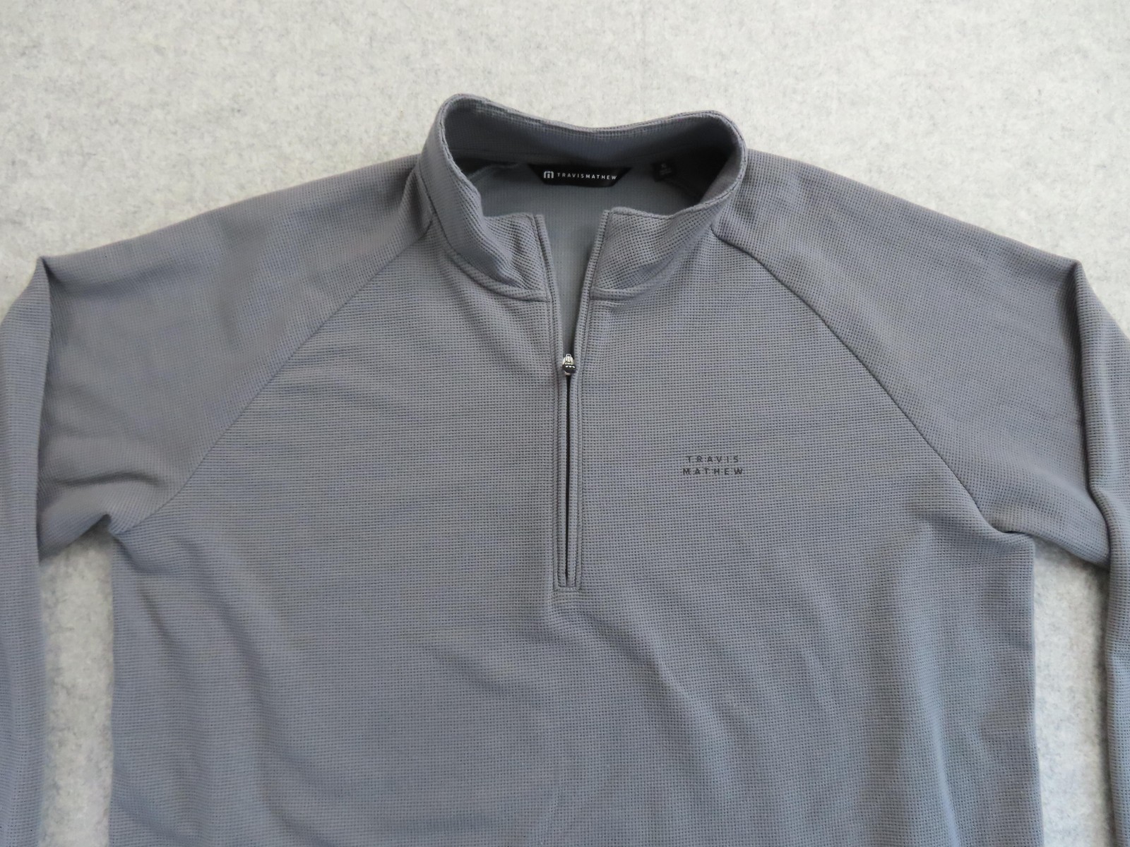 Travis Mathew Pullover Mens XL Gray Performance Waffle 1/4 Zip Golf Sweatshirt gallery