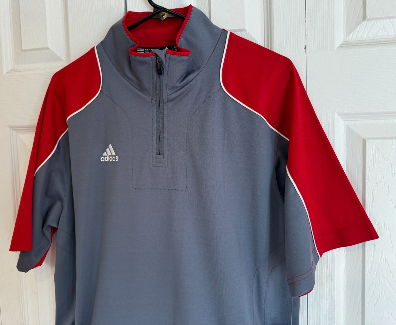 ADIDAS Game Day Short Sleeve Hot Jacket 1/4 zip Gray Red Men's Size Small NEW gallery