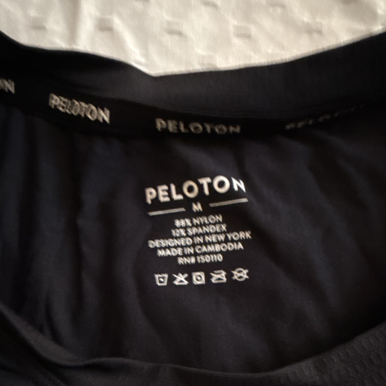 Peloton Men's Black Lightweight Short Sleeve Nylon Spandex T-Shirt Size M gallery