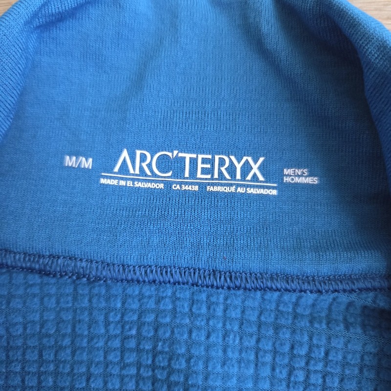 Arcteryx Thetis 1/4 Zip Neck Mens Medium Thermal Grid Fleece Blue Mid Base Layer gallery