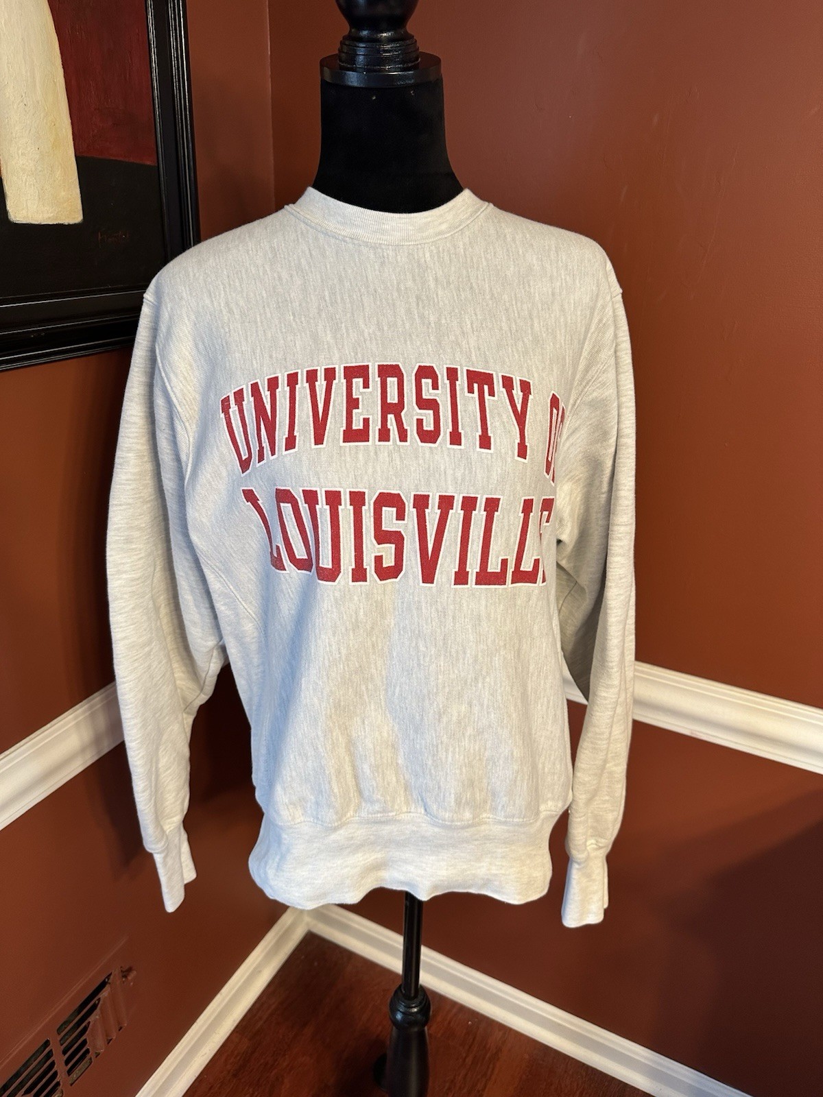 Vintage Champion Reverse Weave UofL Louisville Cardinals Sweatshirt Small Gray gallery