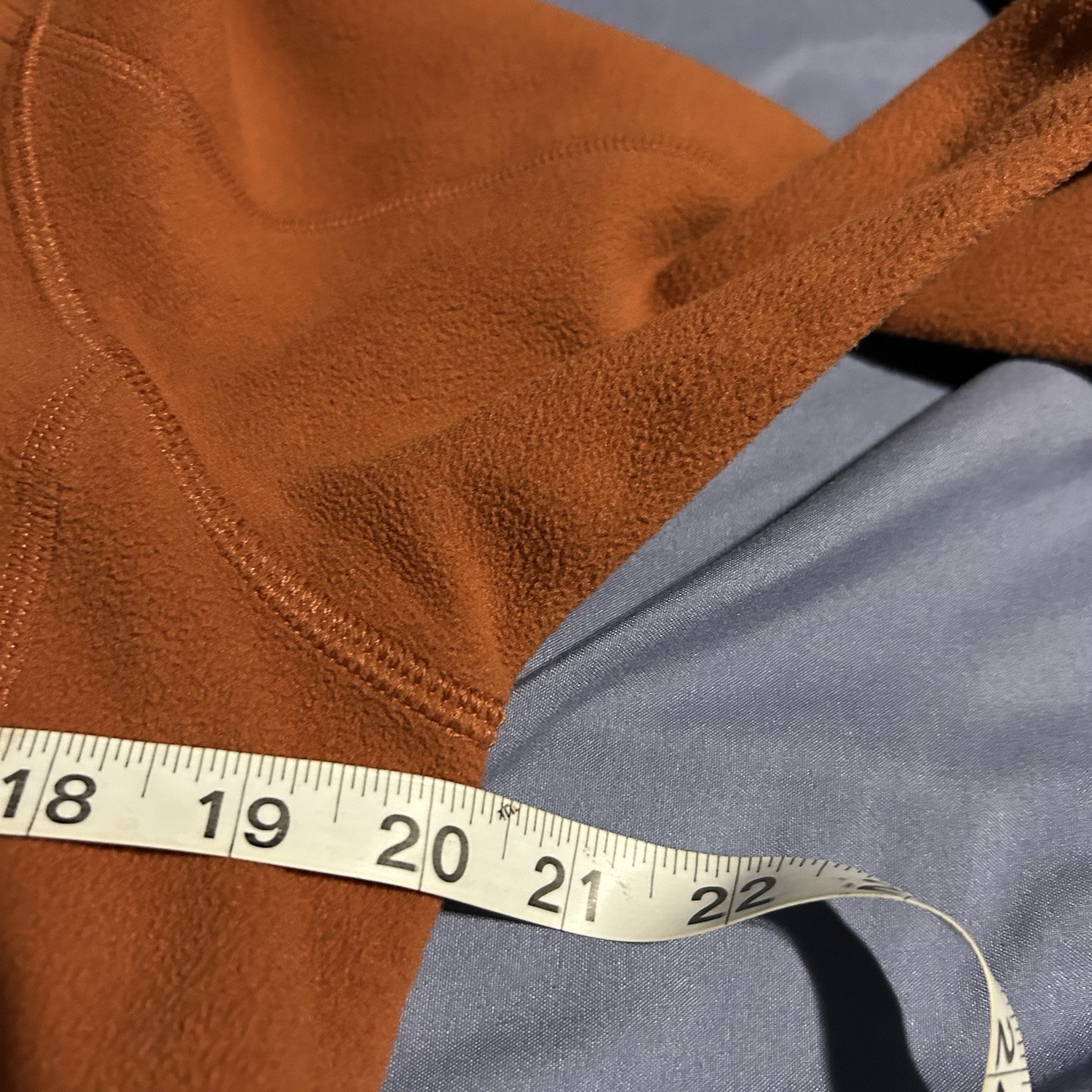 Patagonia Pullover Orange 1/4 Zip Fleece Mock Hiking Sweater Men’s Size M gallery