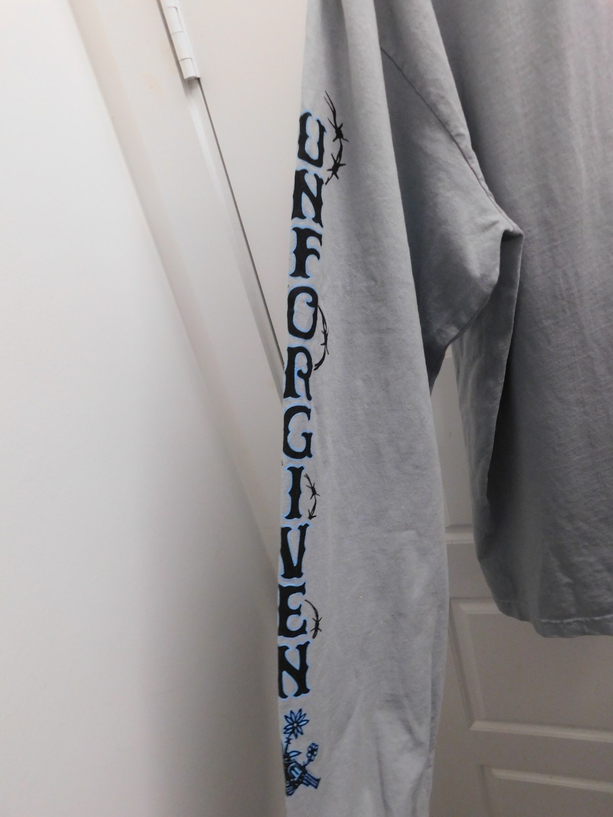 Warren Lotas Unforgiven Graphic Long Sleeve T-Shirt XL Gray 100% Cotton USA gallery