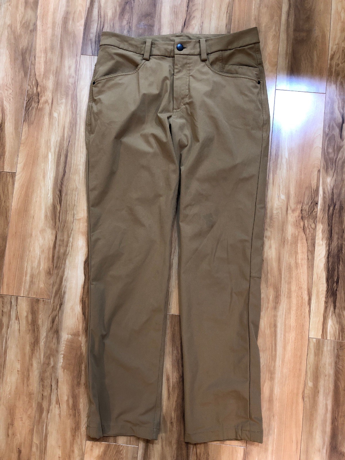 Lululemon Men's ABC Pant Khaki Size 32x30.5 casual dress yoga biking performance gallery