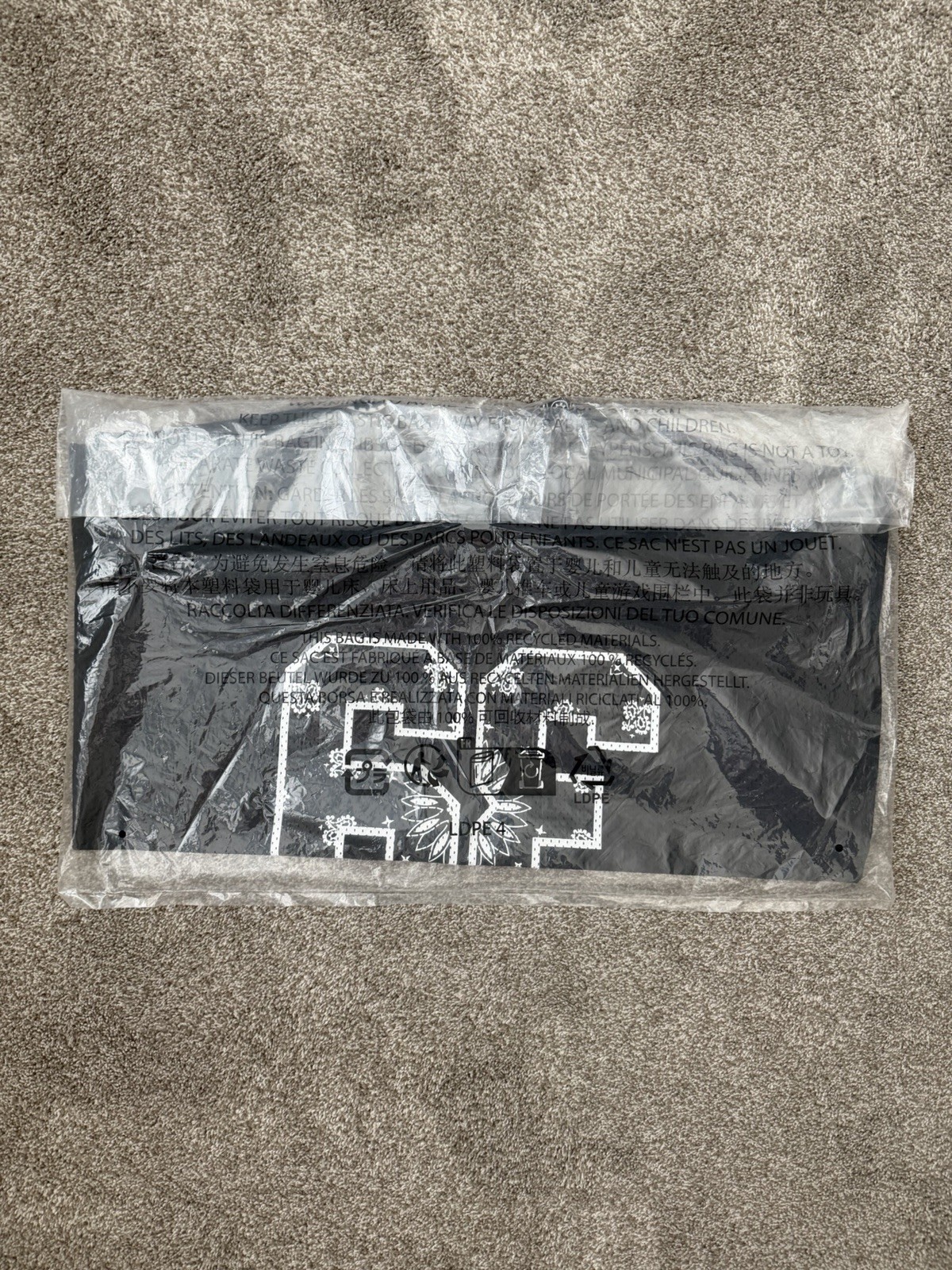 Supreme Bandana Football Jersey Black SS25 Brand New Extra Large (XL) gallery
