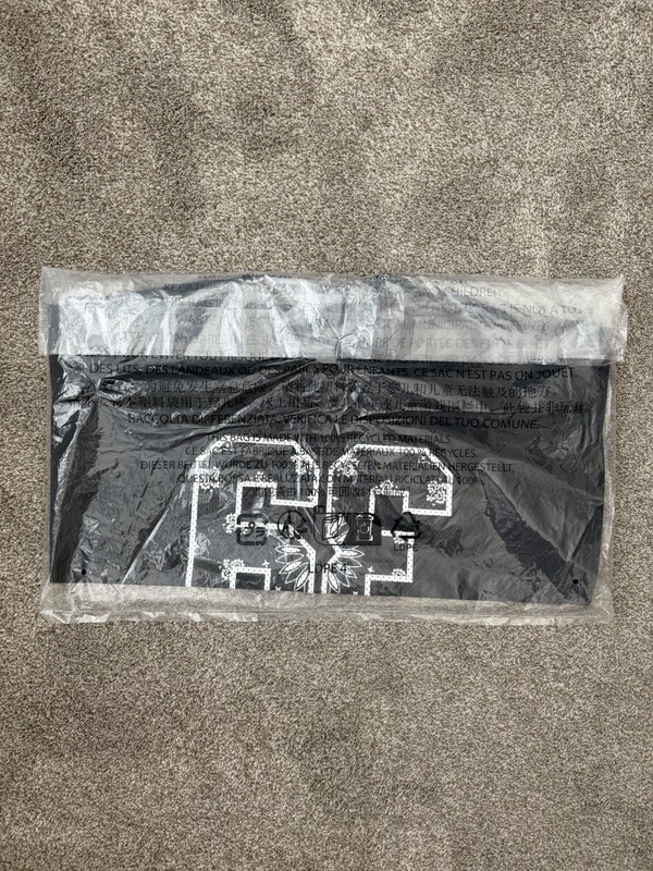 Supreme Bandana Football Jersey Black SS25 Brand New Extra Large (XL) gallery
