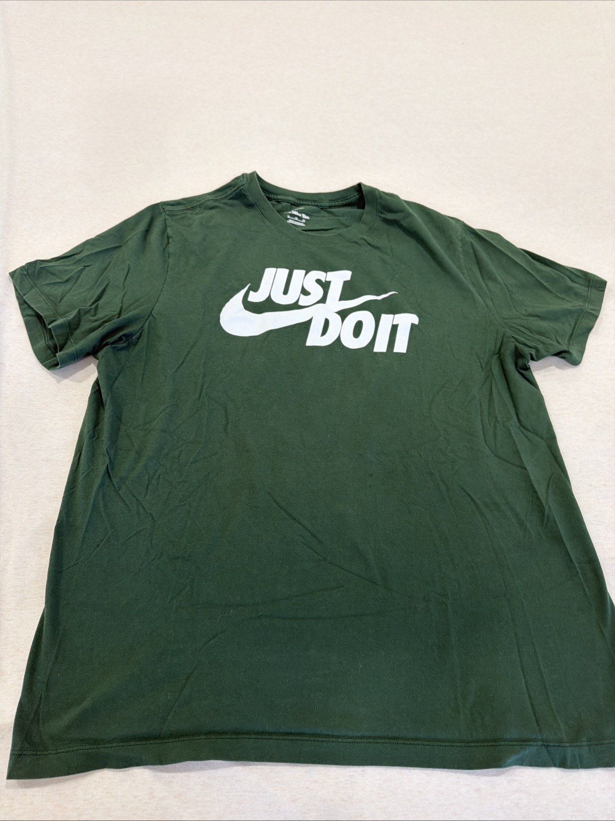 Nike Mens Regular Fit Green Just Do It Graphic Short Sleeve T-Shirt - Size XL gallery
