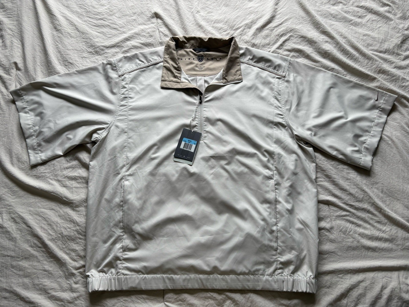 Nike Golf 1/2 Zip Cream Pullover Wind Shirt NWT Size L gallery