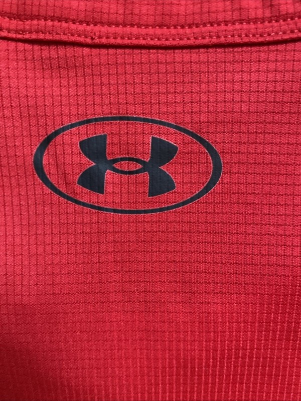 Men’s Under Armour Cool Switch Size L Red Loose Fit Short Sleeve Shirt gallery