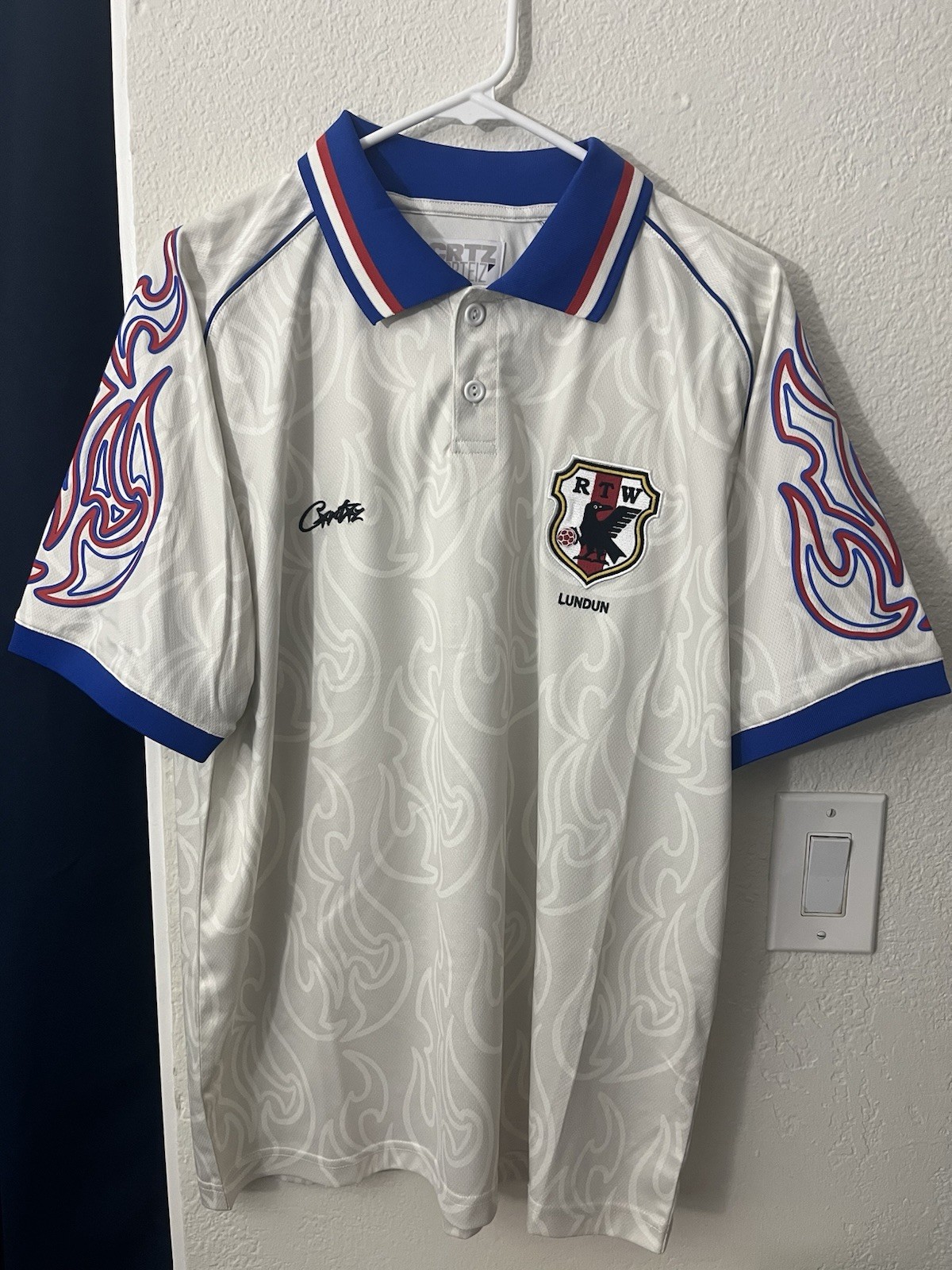 2025 Corteiz Japan Flames Football Soccer Jersey White Size M Medium gallery