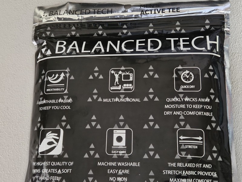 BALANCED TECH ACTIVE TEE Men's Small~ Breathable/Relaxed/Black Polyester Stretch gallery