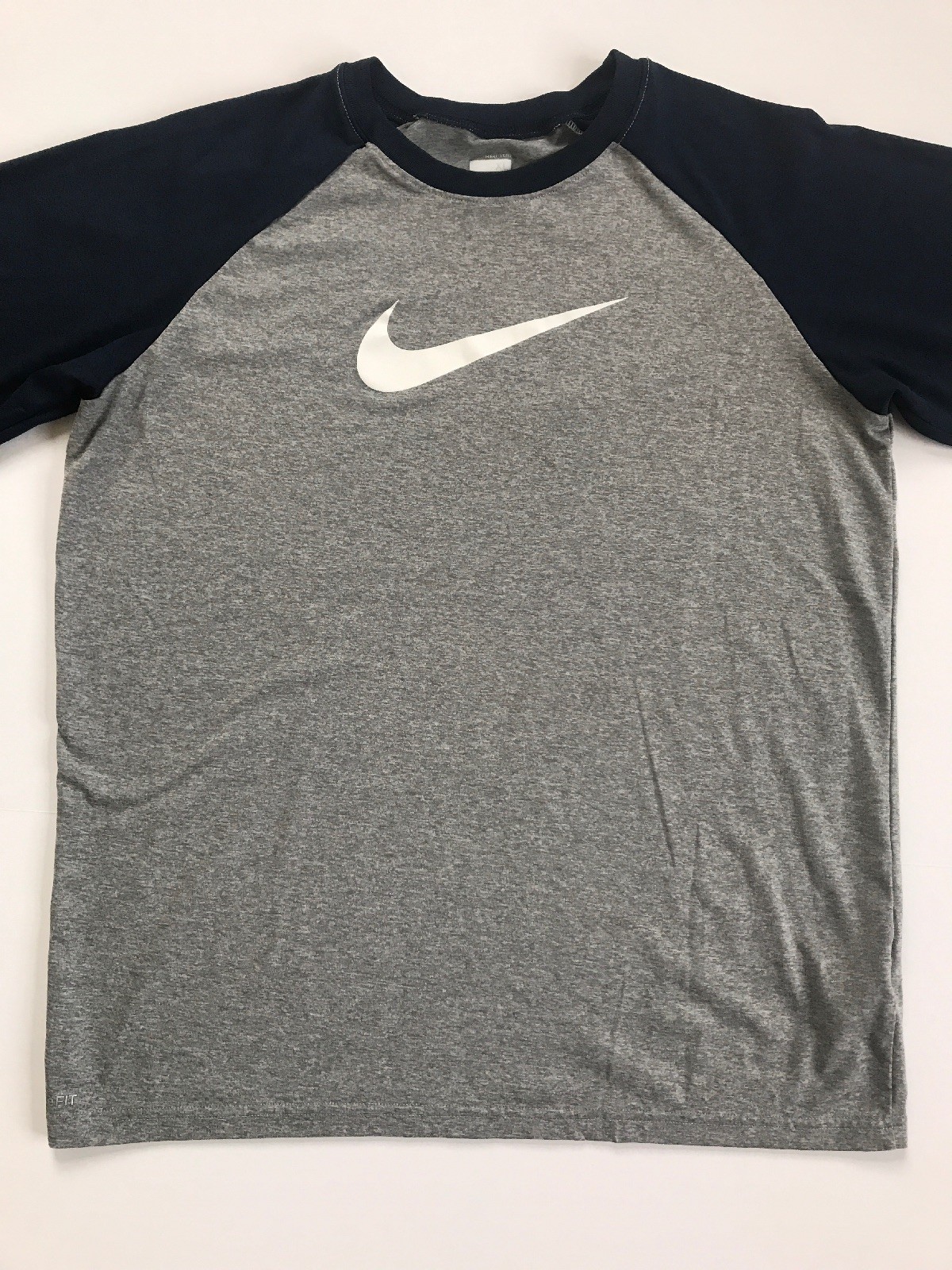 EUC Nike Fit Dry Mens XL Athletic Shirt T-shirt Grey Blue Short Sleeved 18-20 gallery
