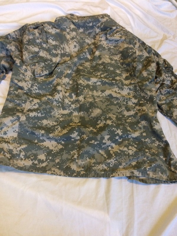 Buzz Off U.S. Army Insect Repellant Shirt.size Med-Reg.Ht. 67To71 In.37-41chest gallery