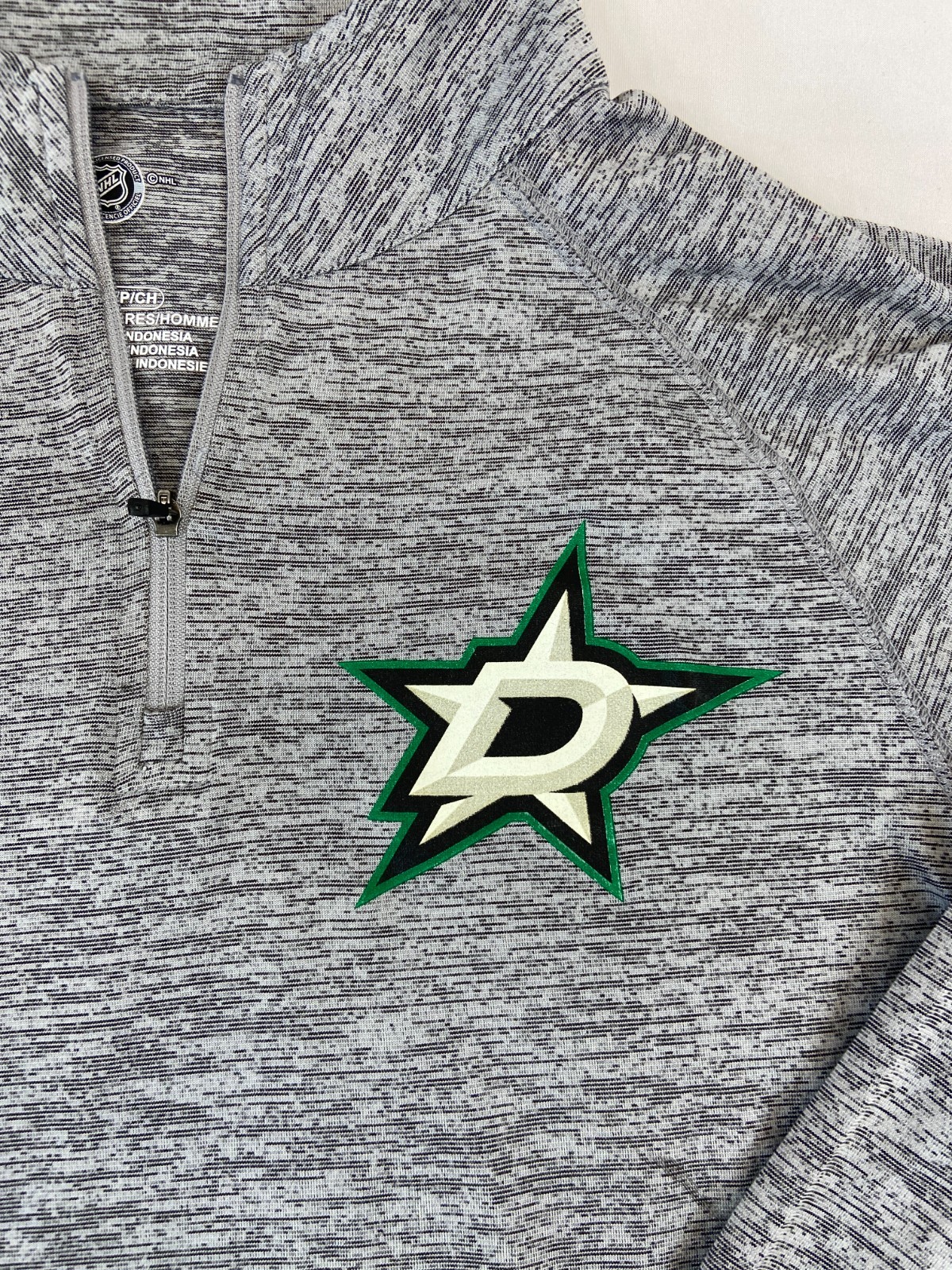Mens Dallas Stars Long Sleeve Quarter Zip Shirt NHL Small Gray Hockey Activewear gallery