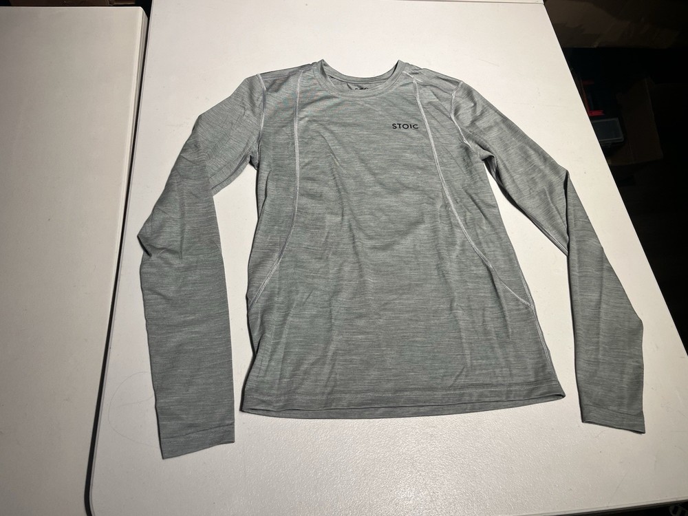 Stoic Shirt Men's Small Long Sleeve Thermal Wool Polyester Base Layer Crew Gray