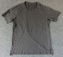 Lululemon HTGR Textured Training SS T Shirt Men’s Sz XL Performance Dark Gray