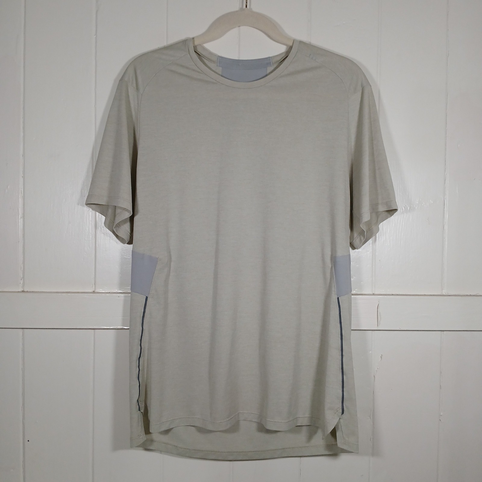 Lululemon Mens Fast + Free Athletic Shirt Crew Neck Performance Top Beige Large gallery