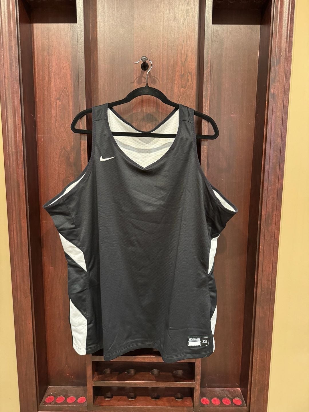Nike Dri-FIT Reversible Practice Basketball Jersey Tank Top gallery