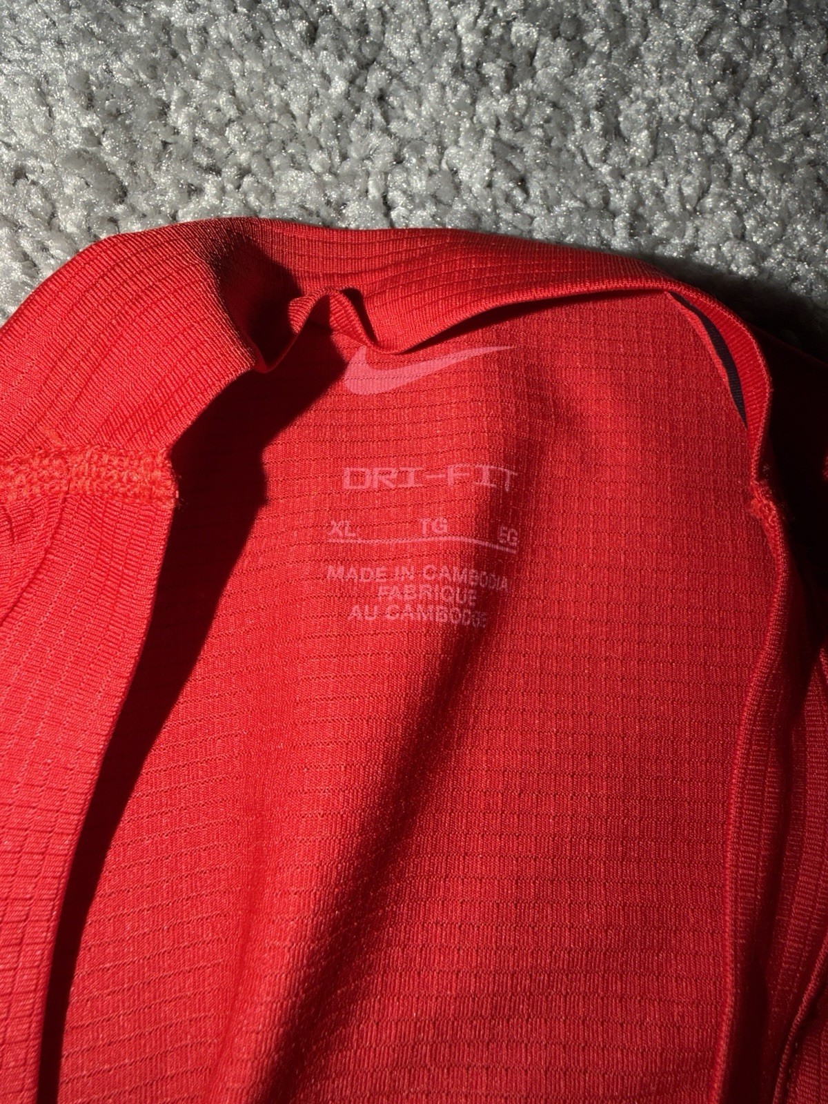 Nike Dri-FIT Red Breathable Crew Neck Athletic Fit Logo Tee — Men’s (XL) gallery
