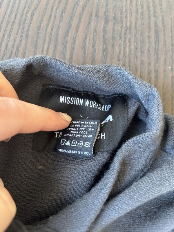 Taylor Stitch Mission Workshop Long Sleeve Henley Shirt Gray Sz XS Slim Wool gallery