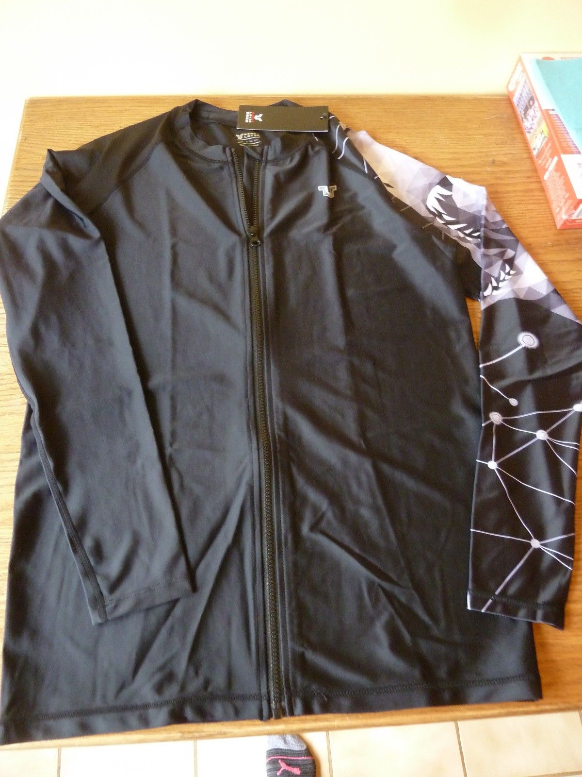 Beast Layer Long Sleeve Zip Up shirt Size M gallery