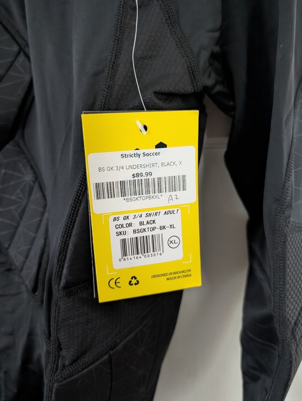 Storelli BodyShield Padded BodyShield 3/4 Sleeve Goalkeeper Undershirt XL gallery