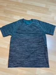 Lululemon Men’s Green Metal Vent 2.0 Crewneck T Shirt Size M Breathable