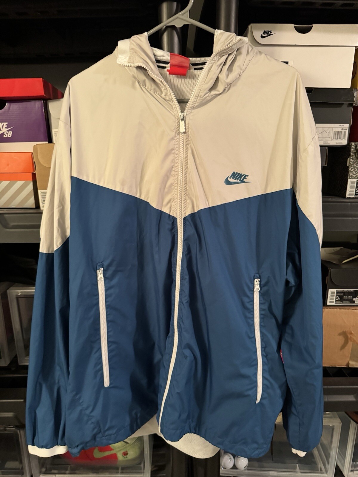 Men's Nike Sportswear Windrunner Jacket White Blue Size XXL 917809 072 NWT gallery