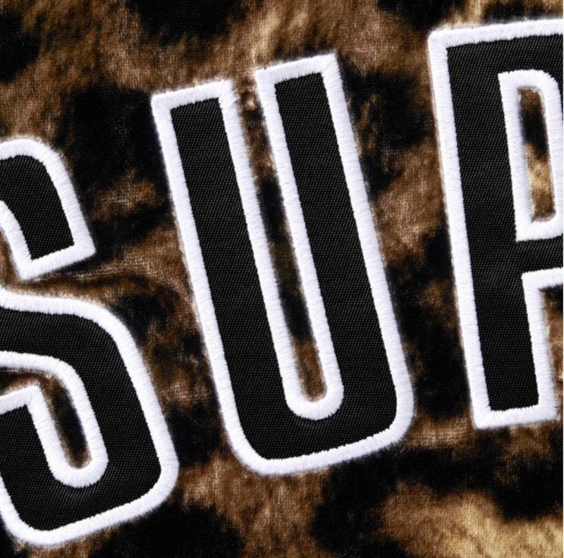 Size (Medium) Supreme Velvet Baseball Jersey (Leopard Print) SS25 gallery