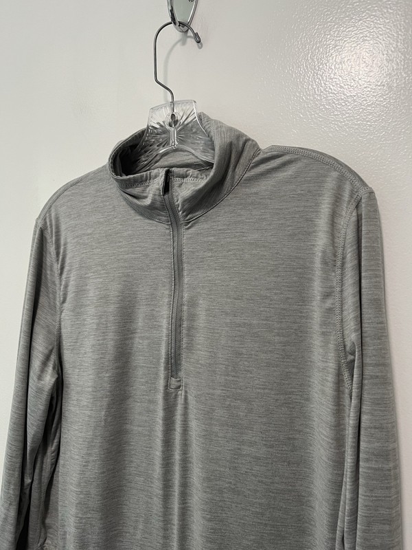 Vuori Ease Performance Half Zip Pullover Sweatshirt Gray Fits Like Medium gallery