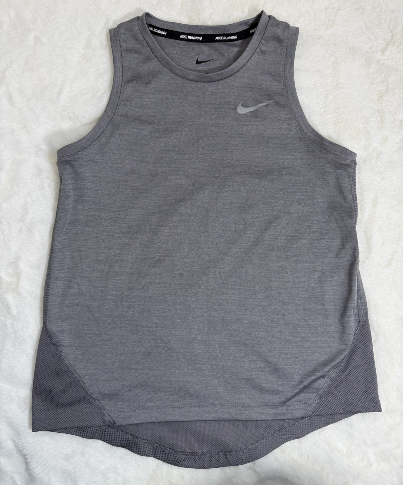 Nike Running Dri-FIT Gray Tank Top Mesh Panel Sleeveless Women’s XS AJ8102 gallery