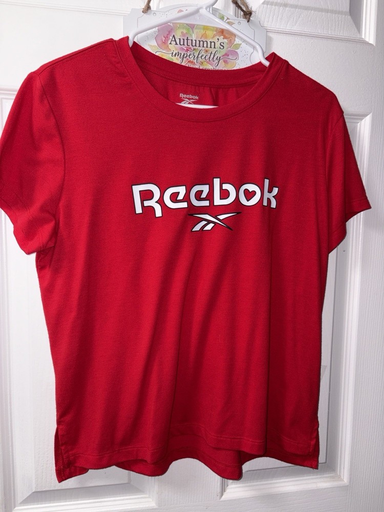 Reebok women’s Red Logo Graphic Print Crew Neck Short Sleeve T-Shirt Size M