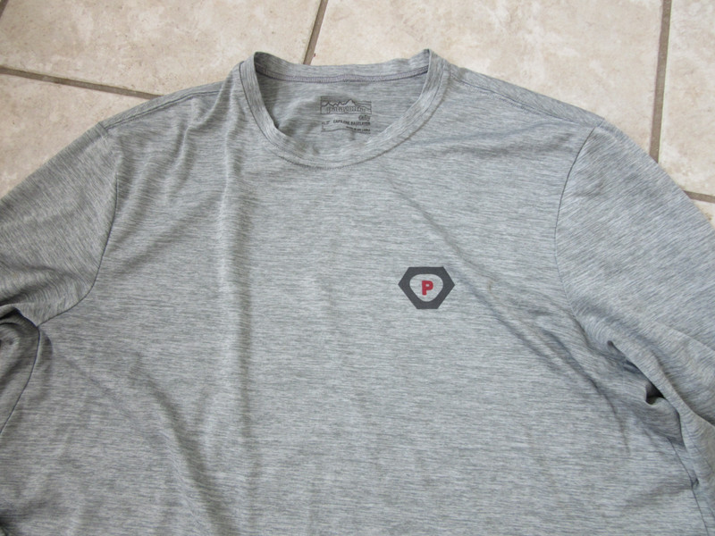 Patagonia Capilene Daily Base layer Performance Shirt Men's Sz L + HAT / EUC gallery
