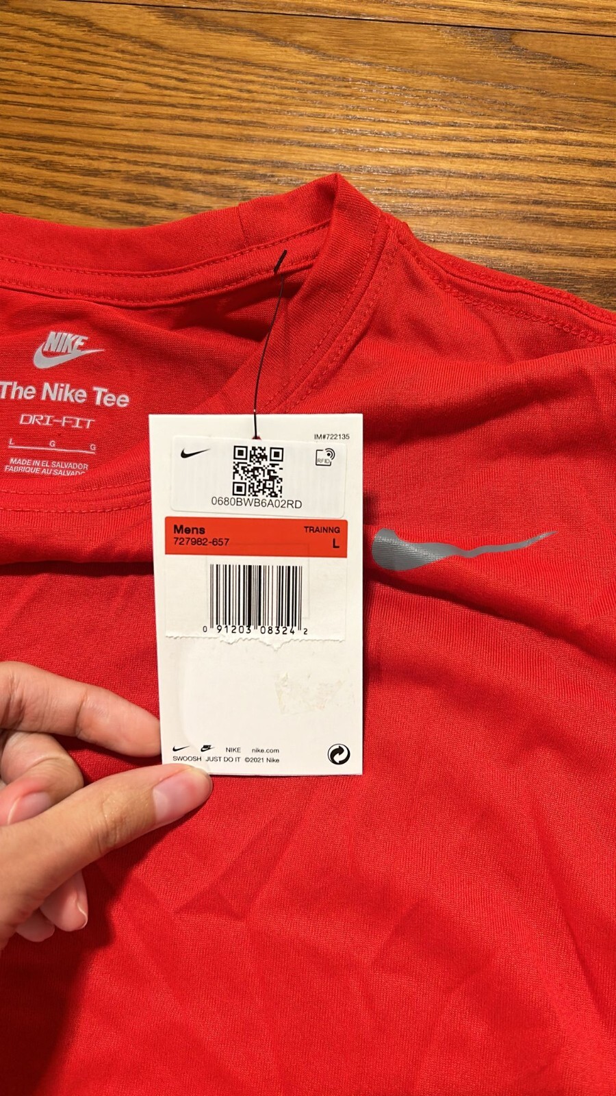 Nike Mens Size L Team Legend Short Sleeve Tee, Dri-FIT RED gallery