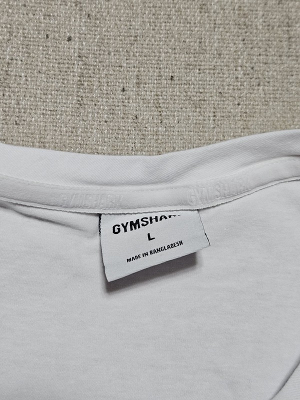 Gymshark Men's Cut-Off Tshirt Tank Sleeveless White Large Training Logo gallery