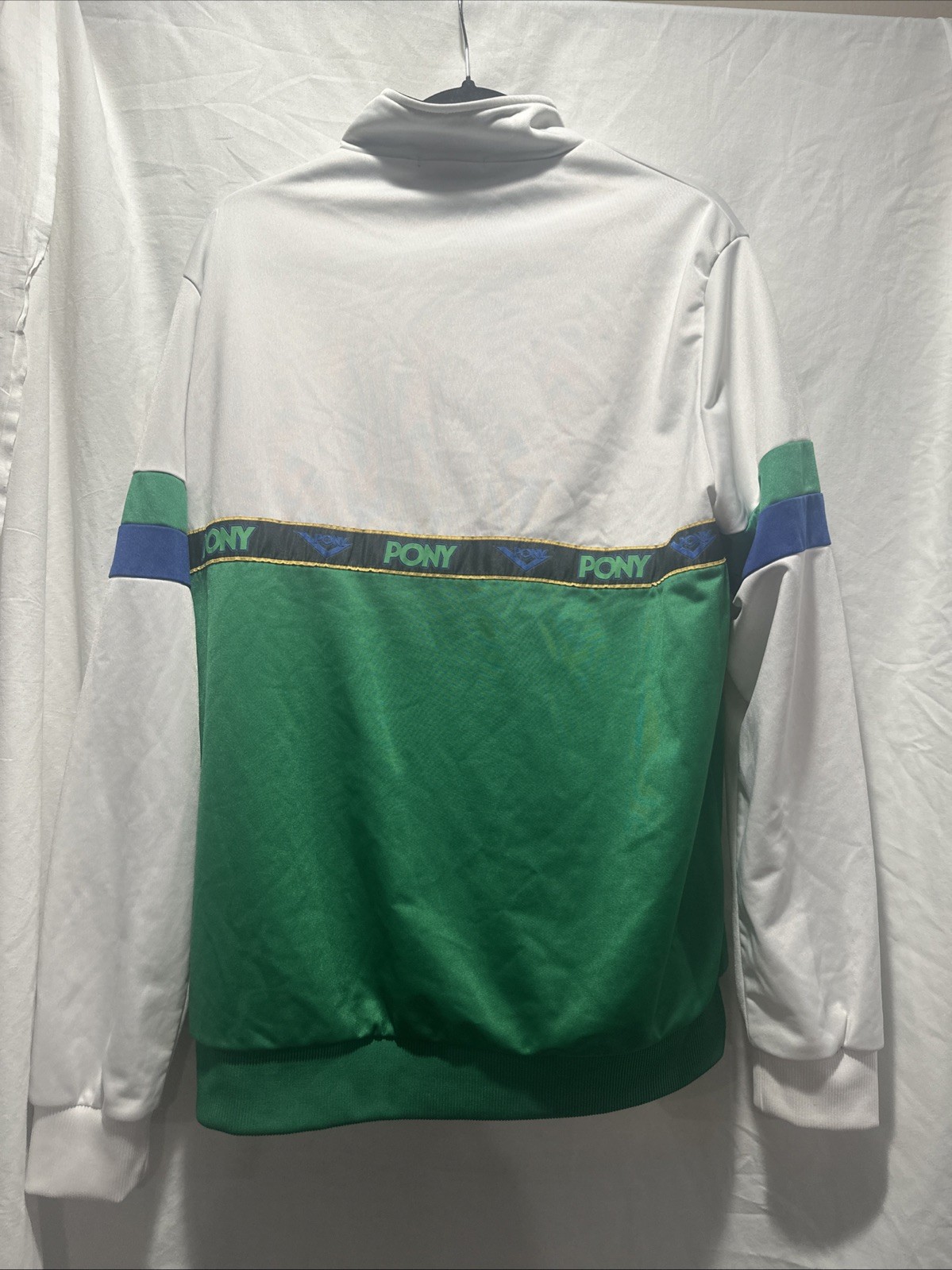 NWT Forever 21 Pony VTG Zip SWEATER Size Large gallery