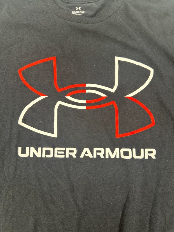 Under Armour Loose Heatgear T Shirt Black with White & Red Logo Size XLT gallery