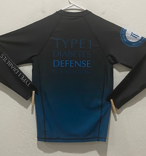 Men's MMA-Thai Boxing-BJJ Compression Shirt Size L Combat CRNR Diabetes NEW gallery