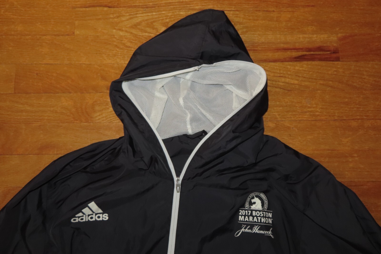 April 2017 Adidas 121st B.A.A. BOSTON MARATHON (XL) Running Hooded Jacket BLACK gallery