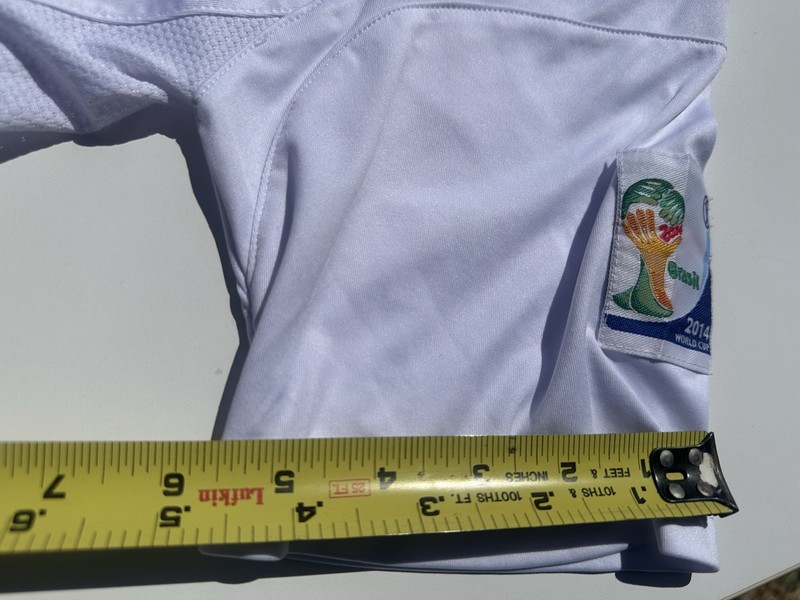 Peru-FPF- 2014 World Cup Qualifier Jersey #9 Guerrero Tailored By Umbro Size 14 gallery