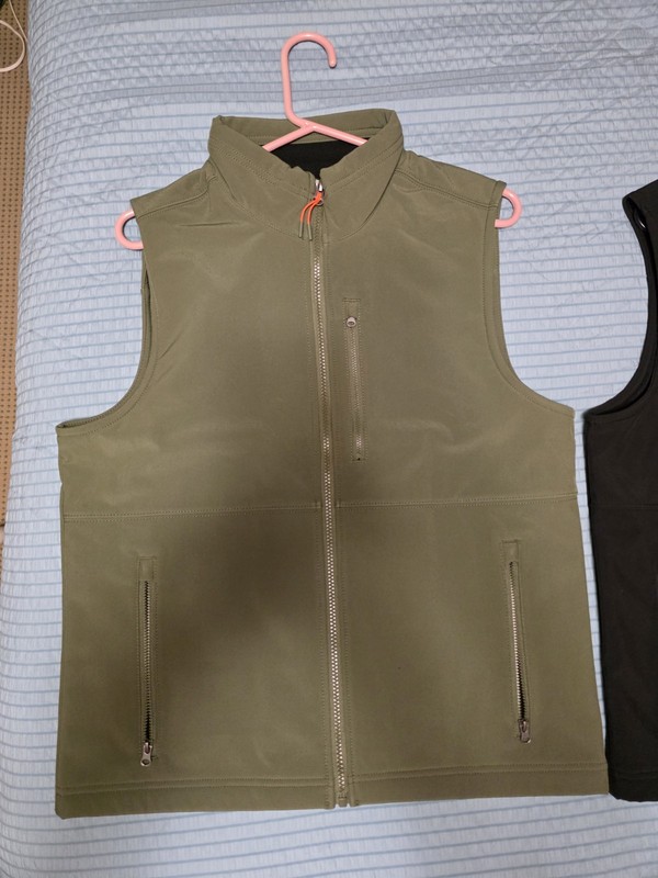 2PC bundle NWOT mens Vests Size Small gallery