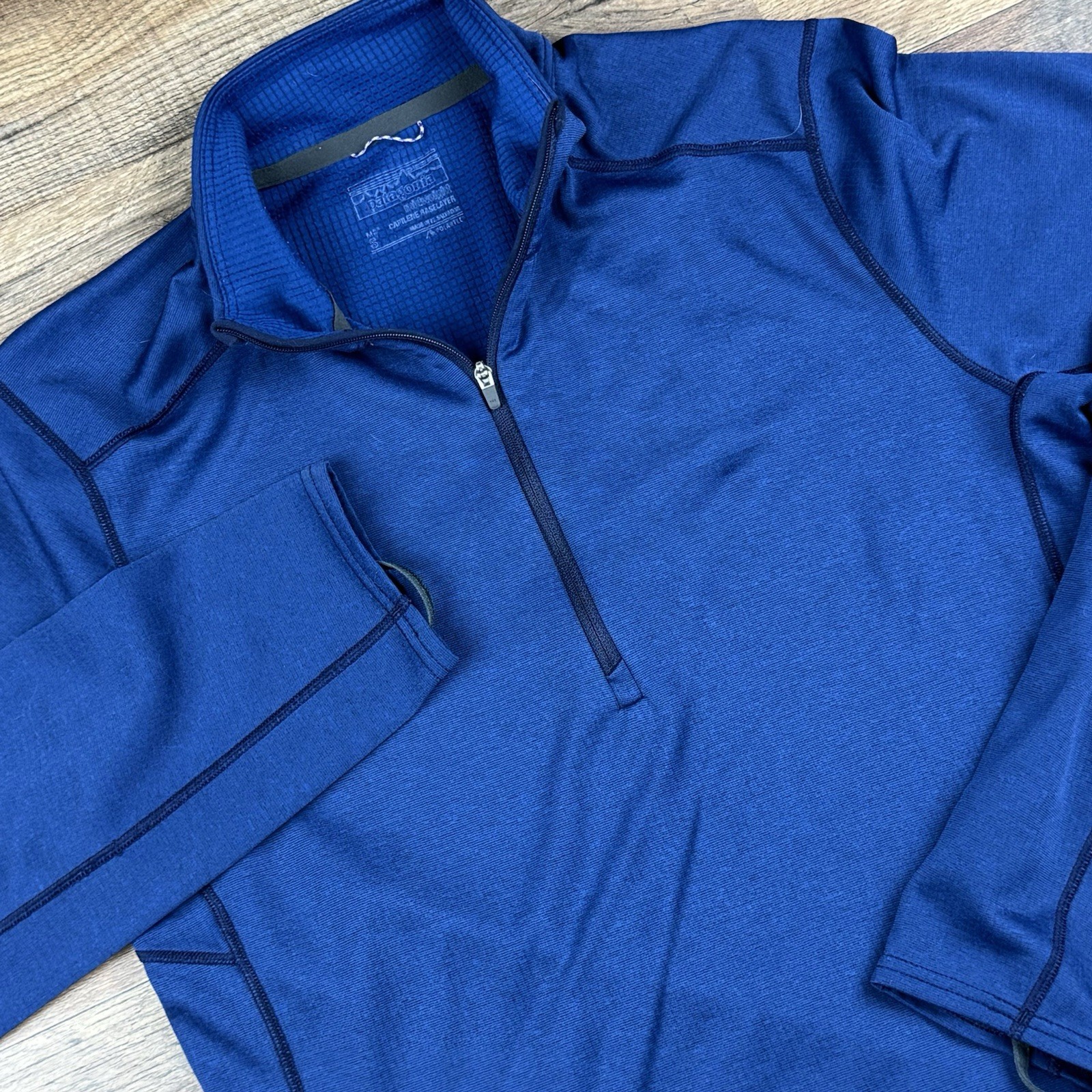 Patagonia Midweight Capilene Baselayer Mens Pullover Size S gallery