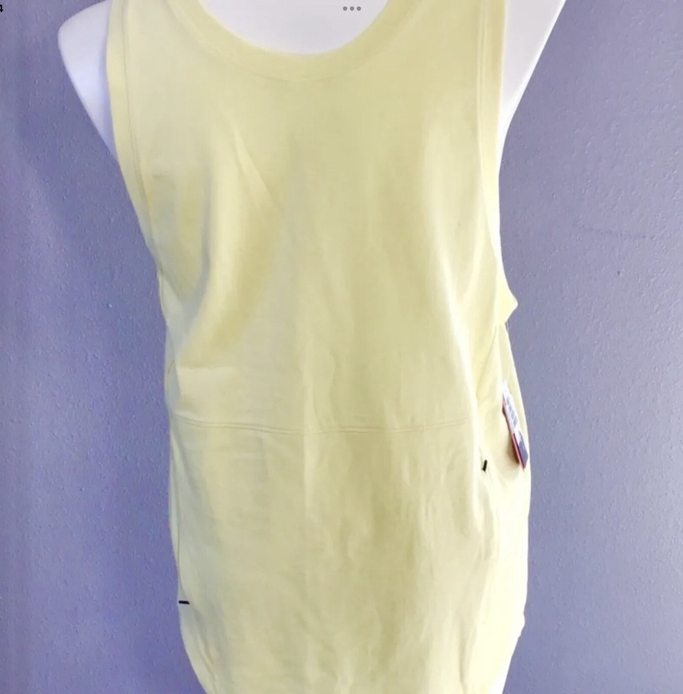 NWT DSG men’s everyday sunny yellow zip tank top - Size Small