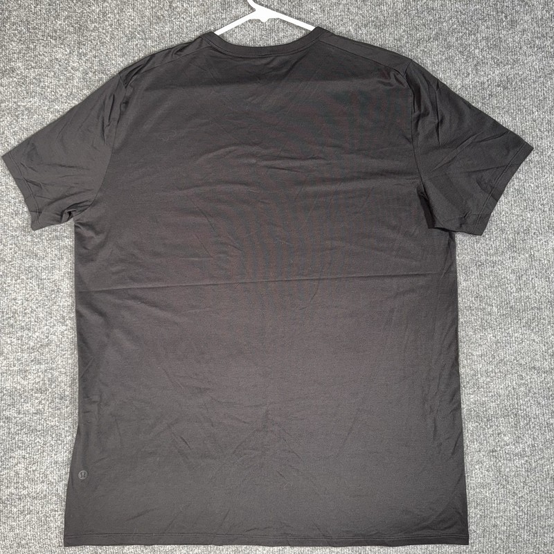 Lululemon Shirt Mens XL Black Metal Vent Breathe Mesh Performance Workout Tee gallery