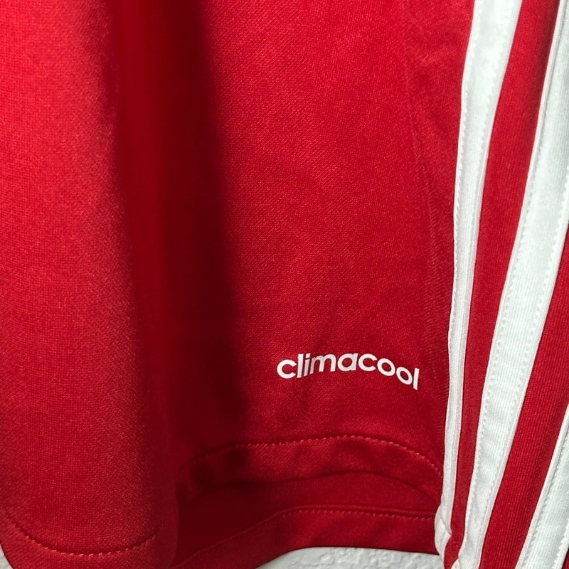 Adidas Manchester United Home Jersey 2016/2017 (Men’s Large) gallery
