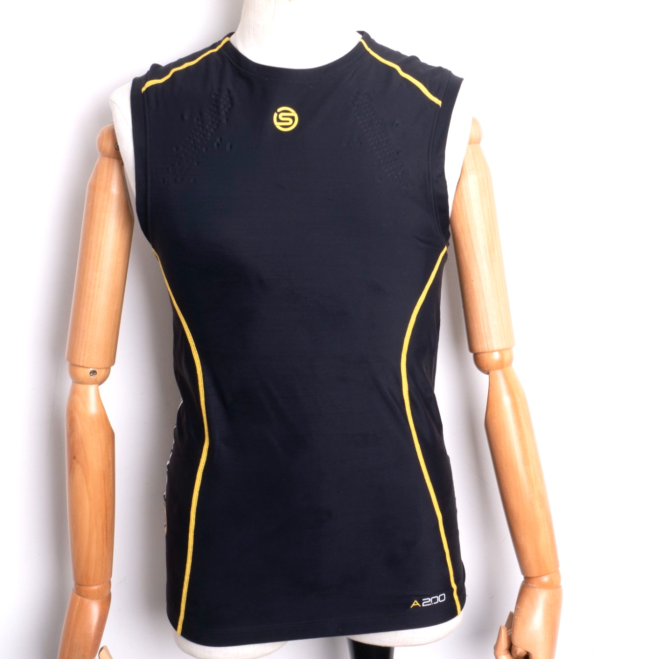 SKINS A200 Mens Compression Sleeveless Shirt Top Black Yellow Size S Fabric Tag gallery