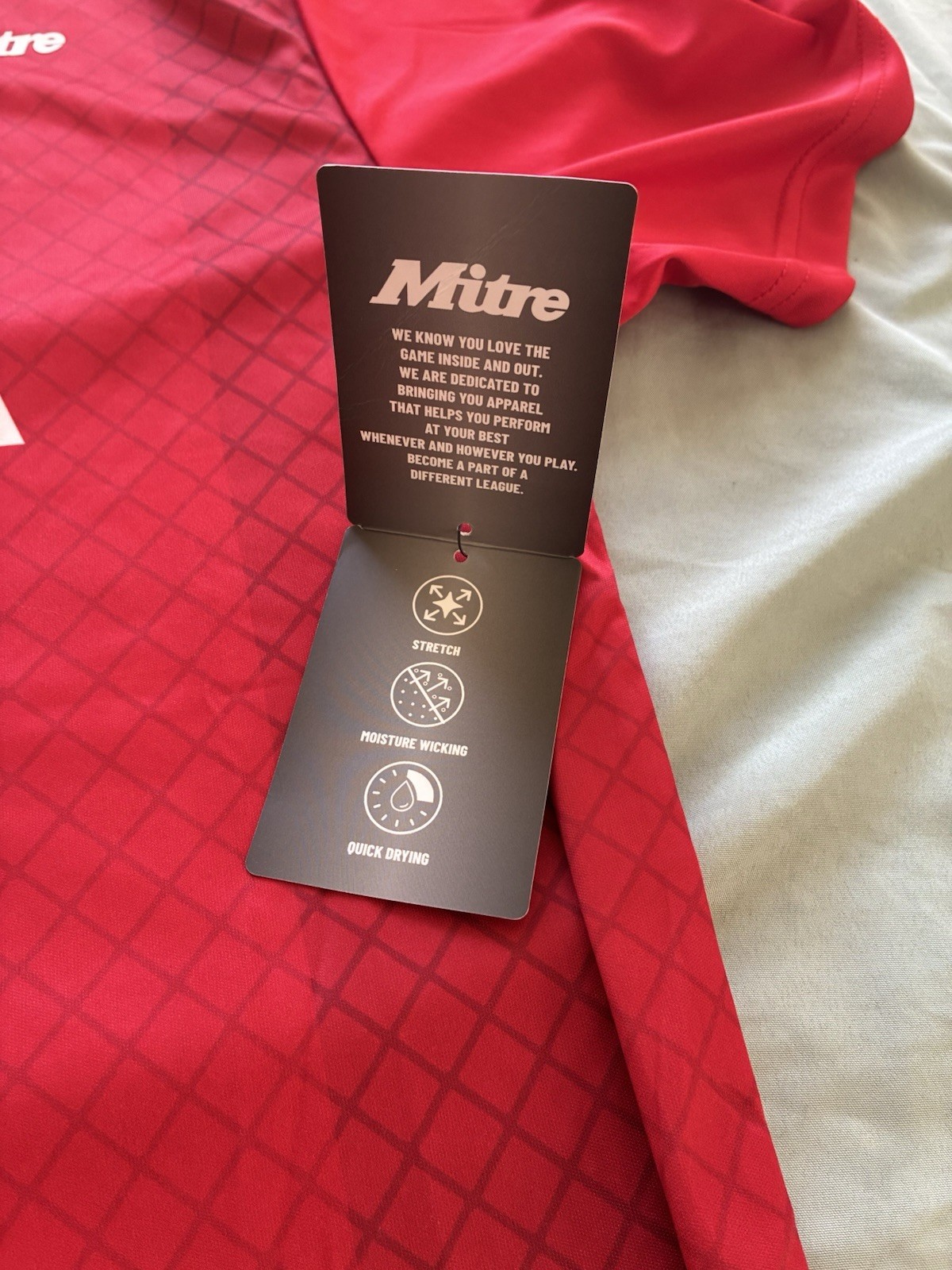 Mitre Men's Soccer Jersey T-Shirt M Red Quick Dry Moisture Wicking Athletic gallery