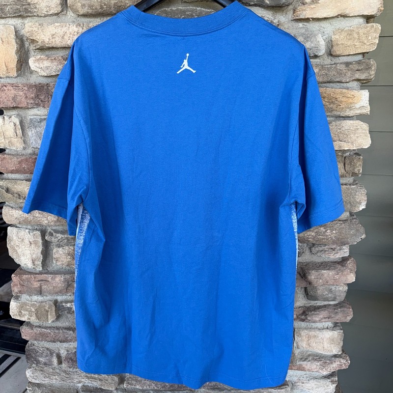 Nike Jordan Flight MVP Men's Printed Graphic T-Shirt White Royal Blue Large NWT gallery